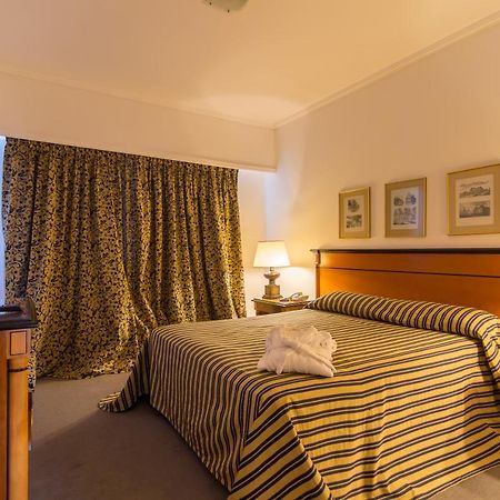 Hotel Libertador Tandil Kültér fotó