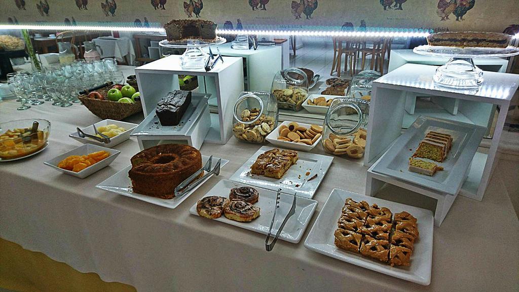 Hotel Libertador Tandil Kültér fotó