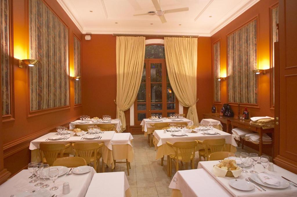 Hotel Libertador Tandil Kültér fotó