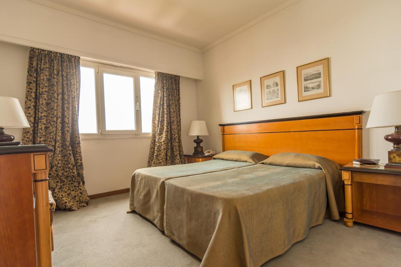Hotel Libertador Tandil Kültér fotó