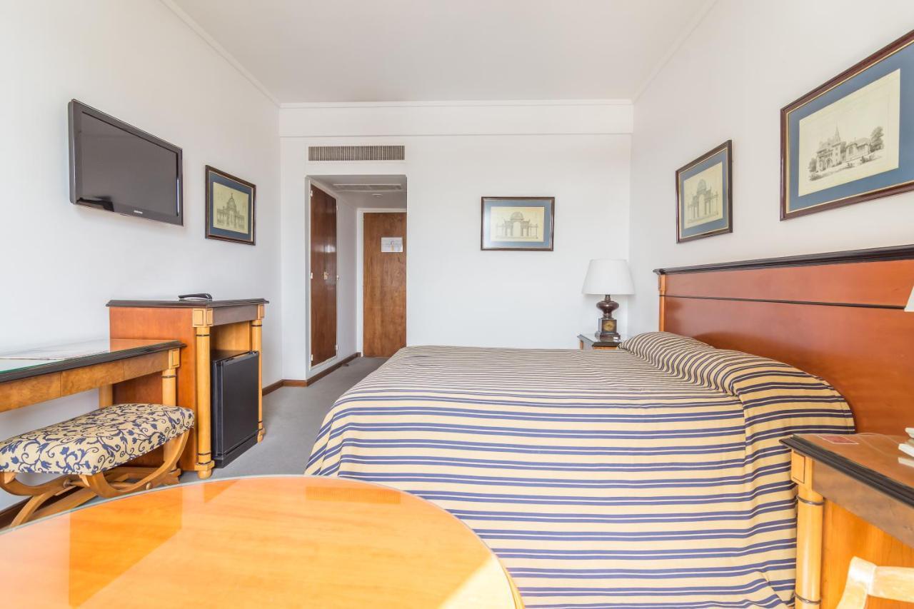 Hotel Libertador Tandil Kültér fotó