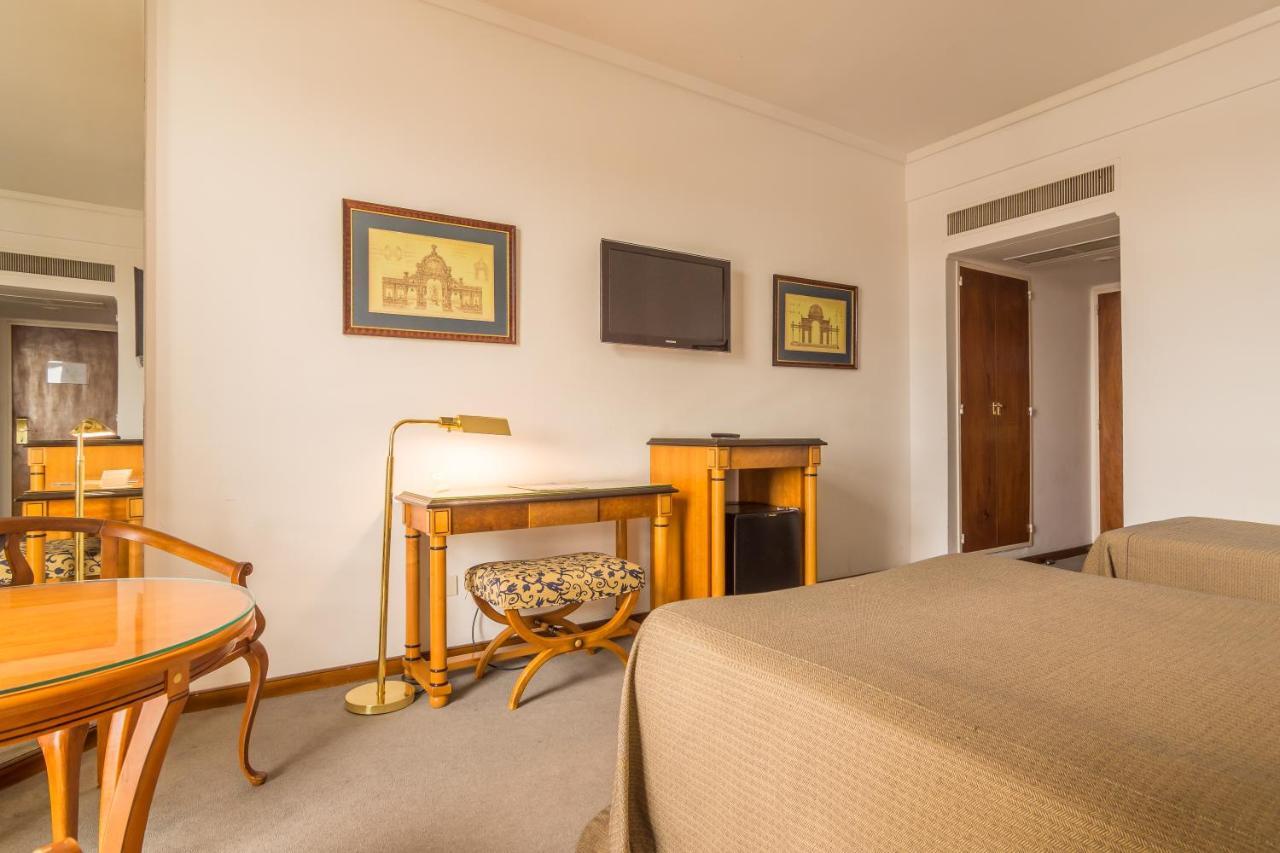 Hotel Libertador Tandil Kültér fotó